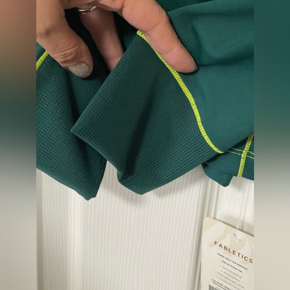 Fabletics Women's Nara Half Zip Hoodie Rainforest/Citron Color Size L NWT - Picture 8 of 16